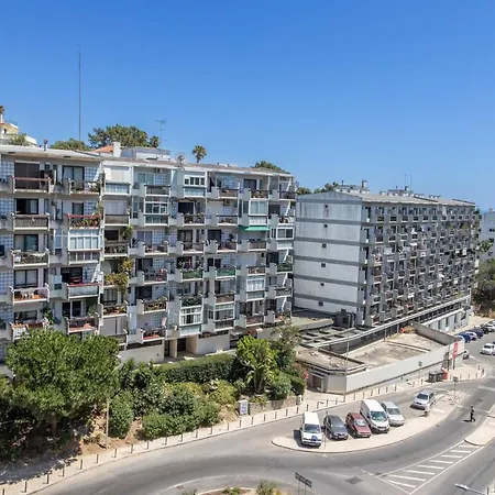 Luminous & Modern Apartment In Monte Estoril Apartment *