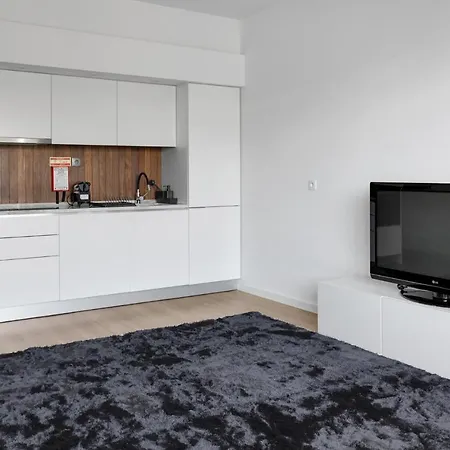 Luminous & Modern Apartment In Monte Estoril Apartment Estoril
